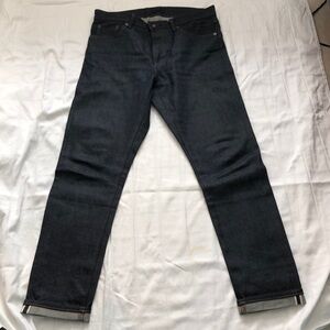Uniqlo Selvedge  Jeans  slim straight mid rise 32x 32 inch